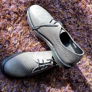 Dr Marten Elephant  print shoes